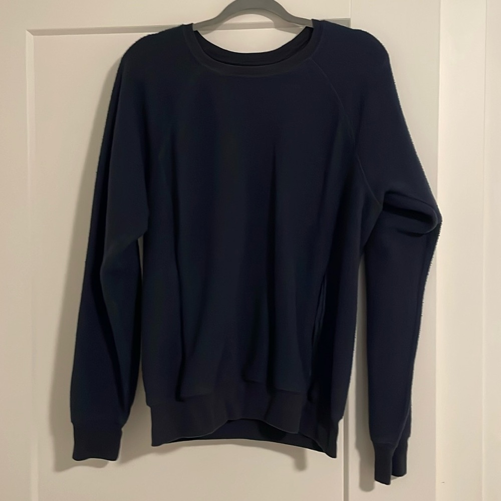 Alo yoga fleece crewneck
